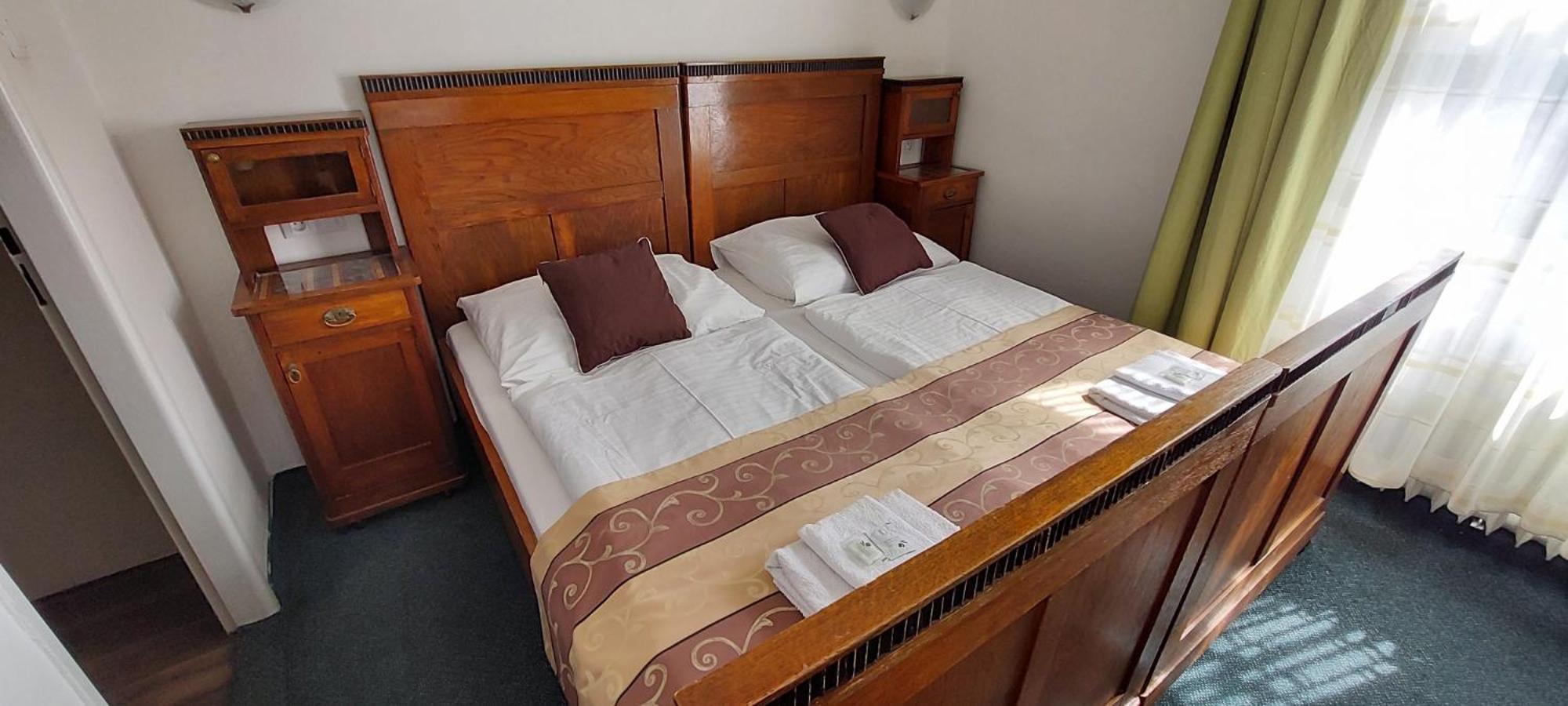 Hotel Grand Řevnice Eksteriør billede