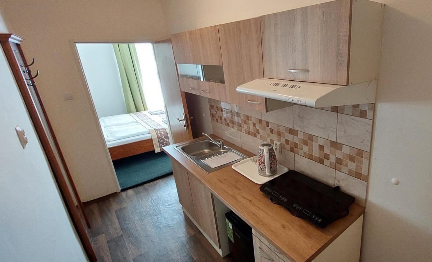 Hotel Grand Řevnice Eksteriør billede