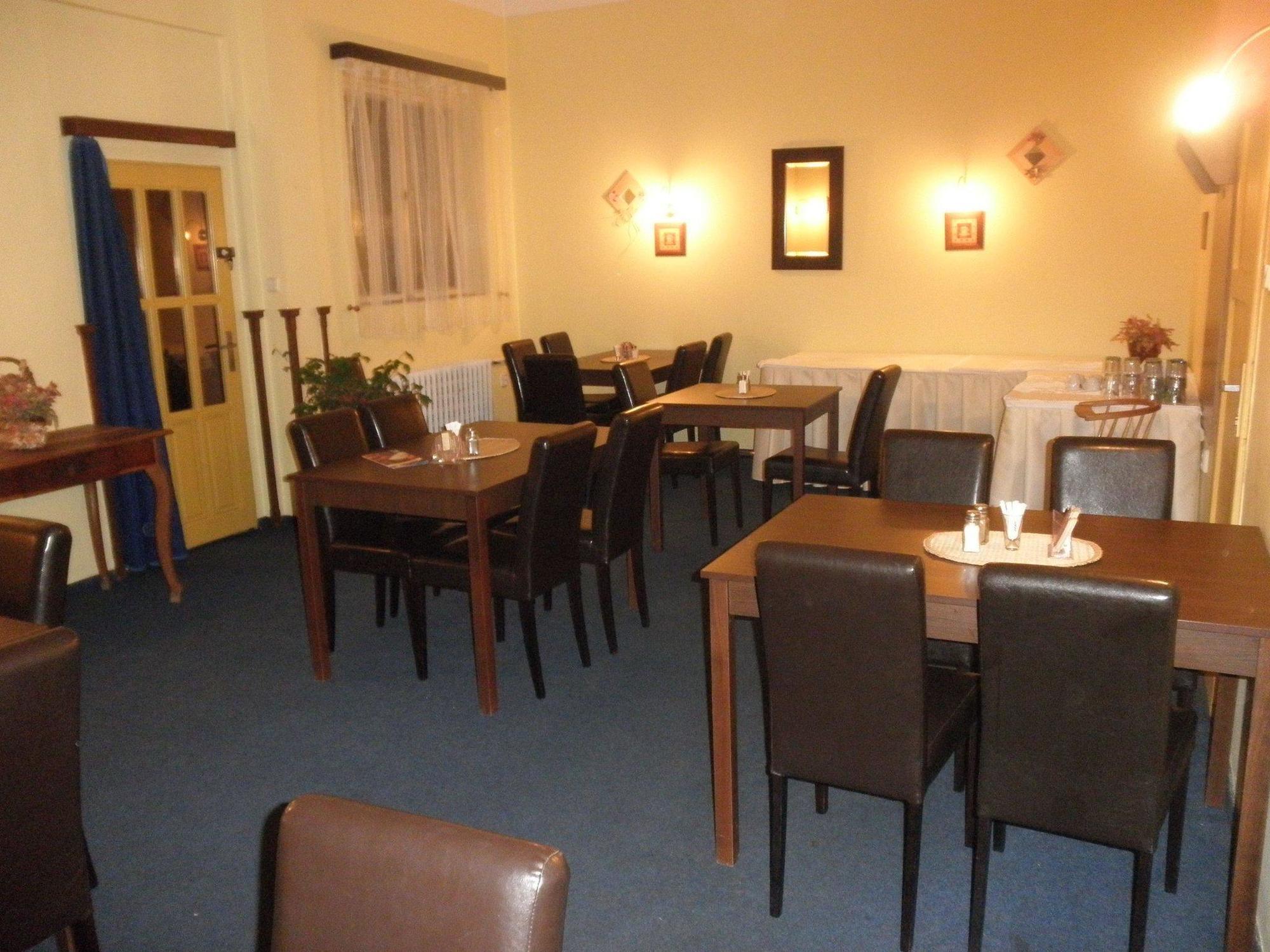 Hotel Grand Řevnice Restaurant billede